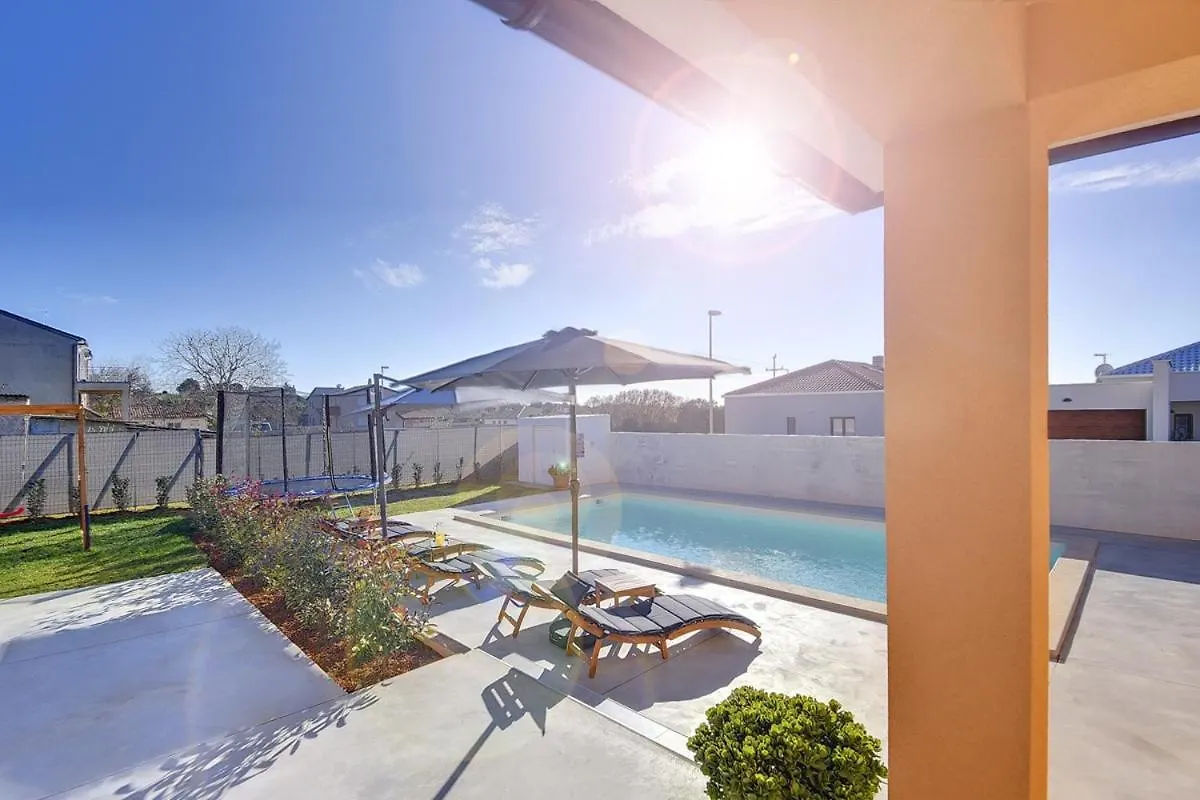 Holiday home Villa Buzdonka Pula